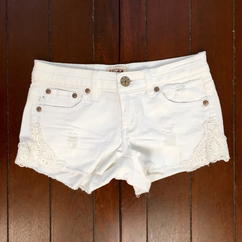 Mudd White Jean Shorts - Size 3